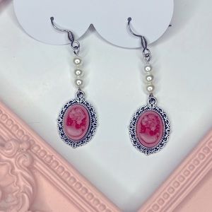 Vintage Style Cameo Drop Earrings with Pearl Beads